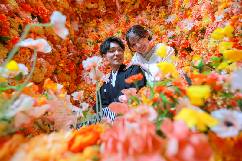 フラワーボックス花に囲まれて