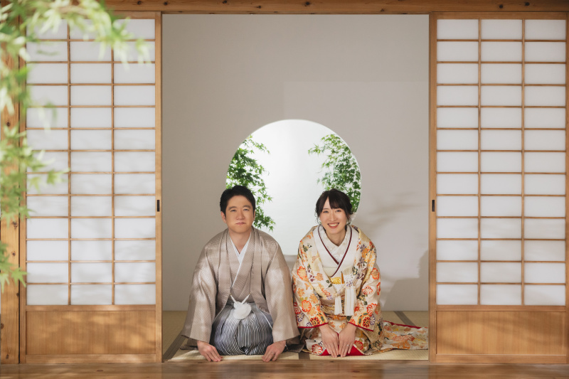 正座でパシャリ