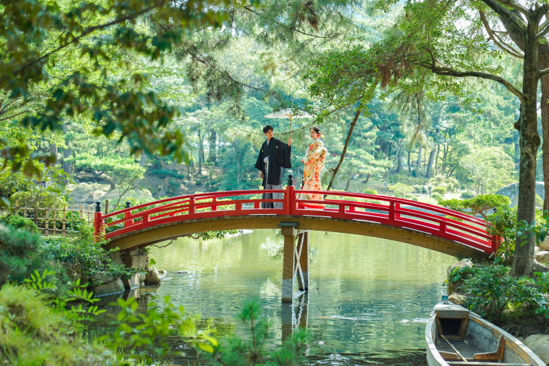 新緑の庭園に合う色打掛