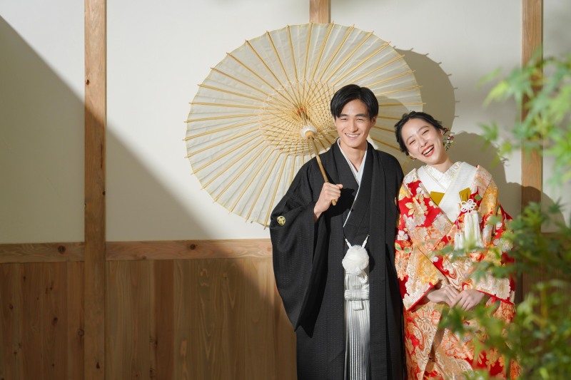【新アイテム"暖簾"が登場！】白無垢&色打掛2着 和装屋内庭園スタジオプラン【全データ美肌加工付き！】