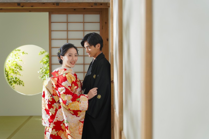 【新アイテム"暖簾"が登場！】白無垢&色打掛2着 和装屋内庭園スタジオプラン【全データ美肌加工付き！】
