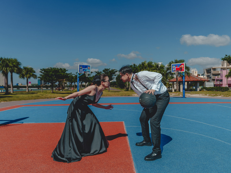 バスケコートで始まる恋の試合