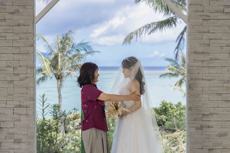 新婦様のお母様によるベールダウン