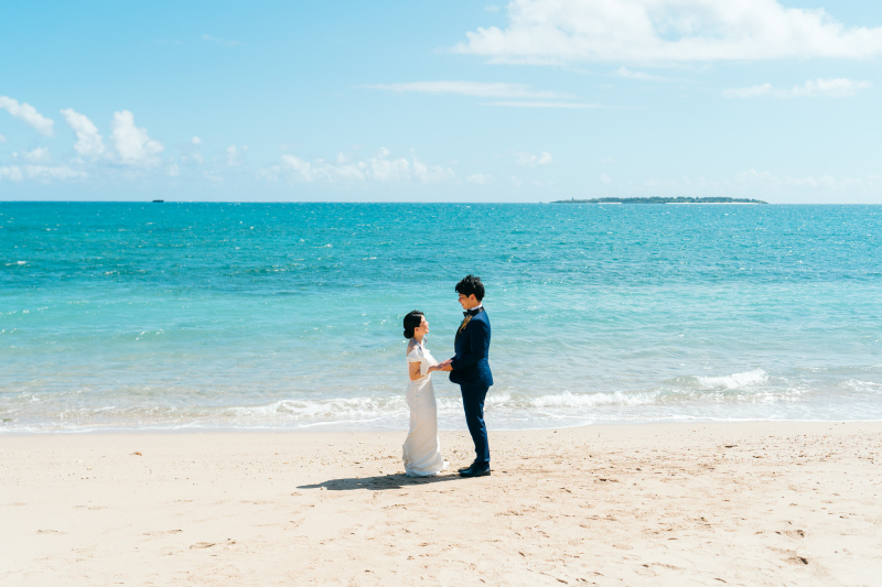 沖縄らしい綺麗なビーチで撮影させていただきました！