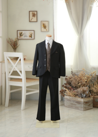 お子様（7.8才）タキシード　8-7T-Bks