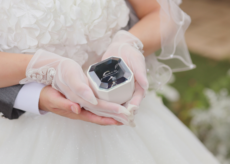 大切な指輪を持って♡