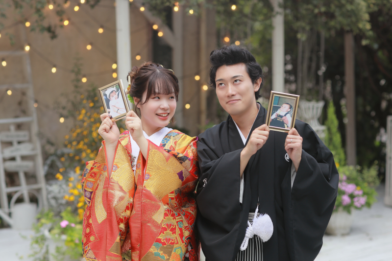 幼い頃の写真を持って♡