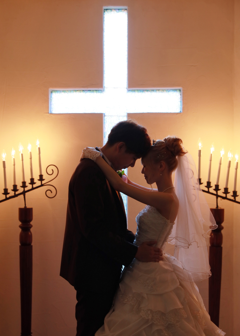 教会でシルエット撮影も♪