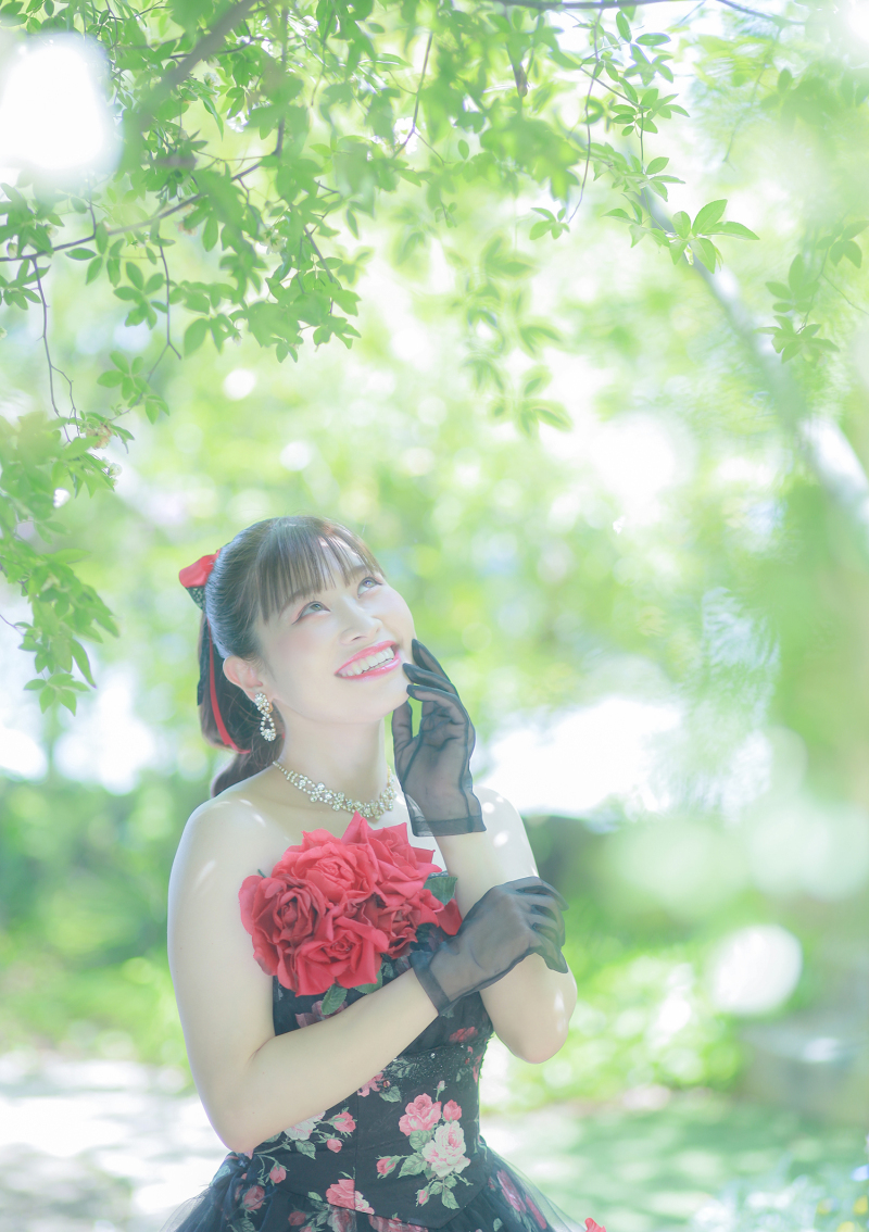 お庭でソロショットも♡