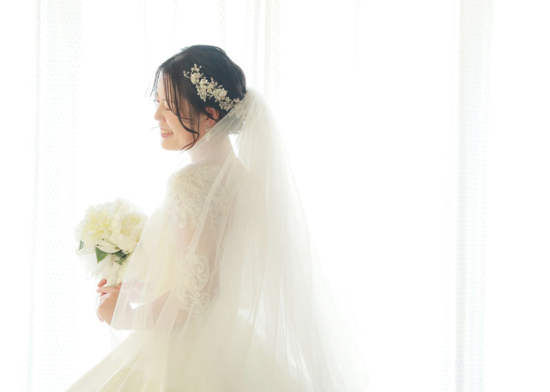 【ウェディングドレス+カラードレス+和装】ラグジュアリープラン アルバム・データ付き!