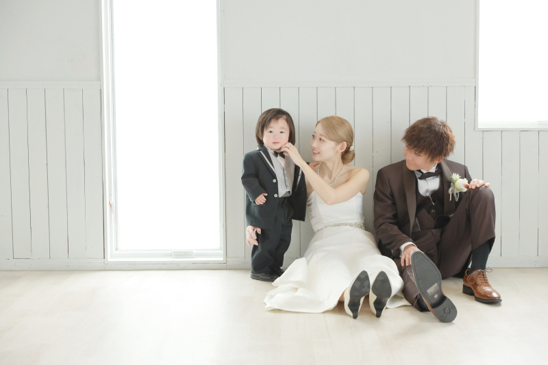 1才~2才までのお子様も一緒にフォトウェディング!お子様お衣装レンタル代込み・アルバム・データ付き! ナチュラルプラン