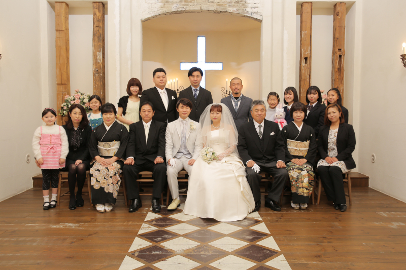 【家族でフォトウェディング】お二人の撮影+ご集合撮影ご希望の方!アルバム・データ付き!ナチュラルプラン