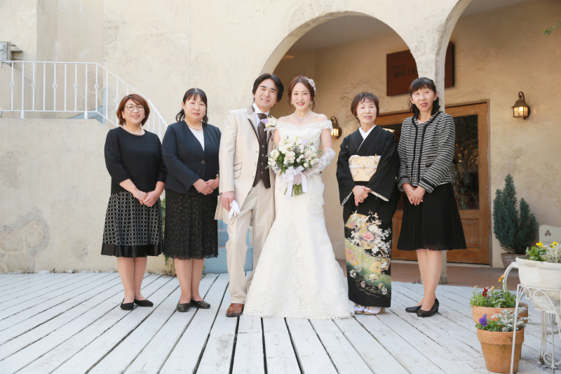 【家族でフォトウェディング】お二人の撮影+ご集合撮影ご希望の方!アルバム・データ付き!ナチュラルプラン