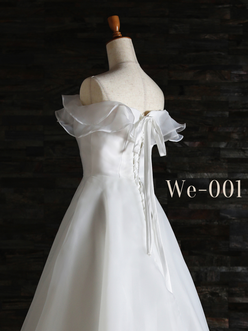 We001