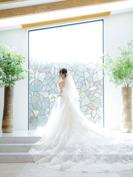 自然光が美しい花嫁姿をより輝かせる