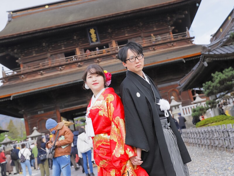 【秋フォト(10月11月)】 善光寺ロケーション撮影《秋の景色に着物映えまちがいなし!秋ならではの趣ある風景とともに》