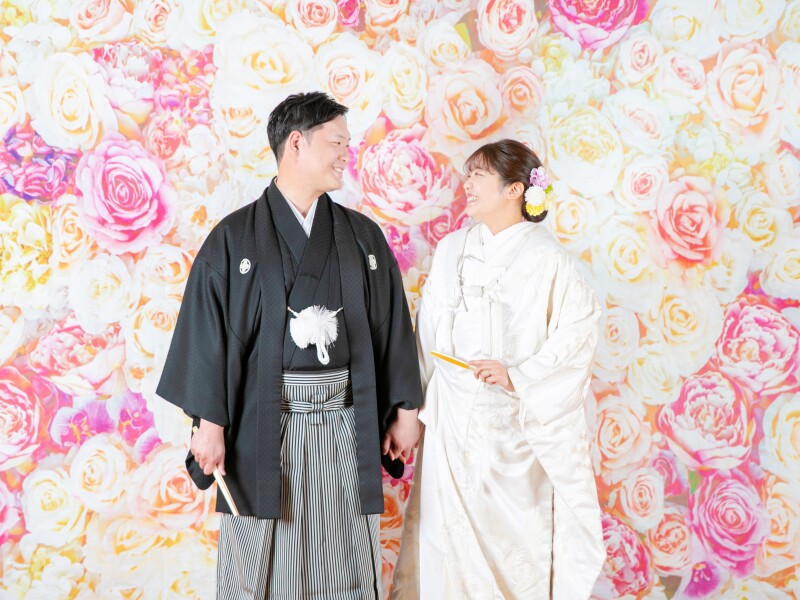 【SUMMERフォト】白無垢花嫁 スタジオフォト（花嫁特典付）《清らかで美しい花嫁姿をかなえる〜貸し切り空間でゆったりフォト〜》