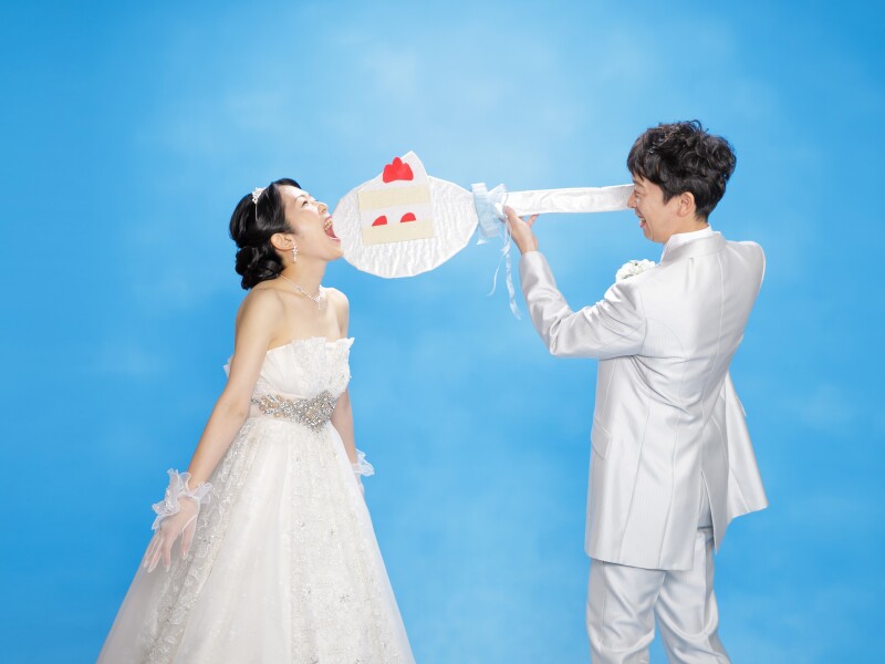 【12月Winterプラン】洋装スタジオ撮影(ドレス2着)《自由にチョイスでき衣裳料金アップなし!》