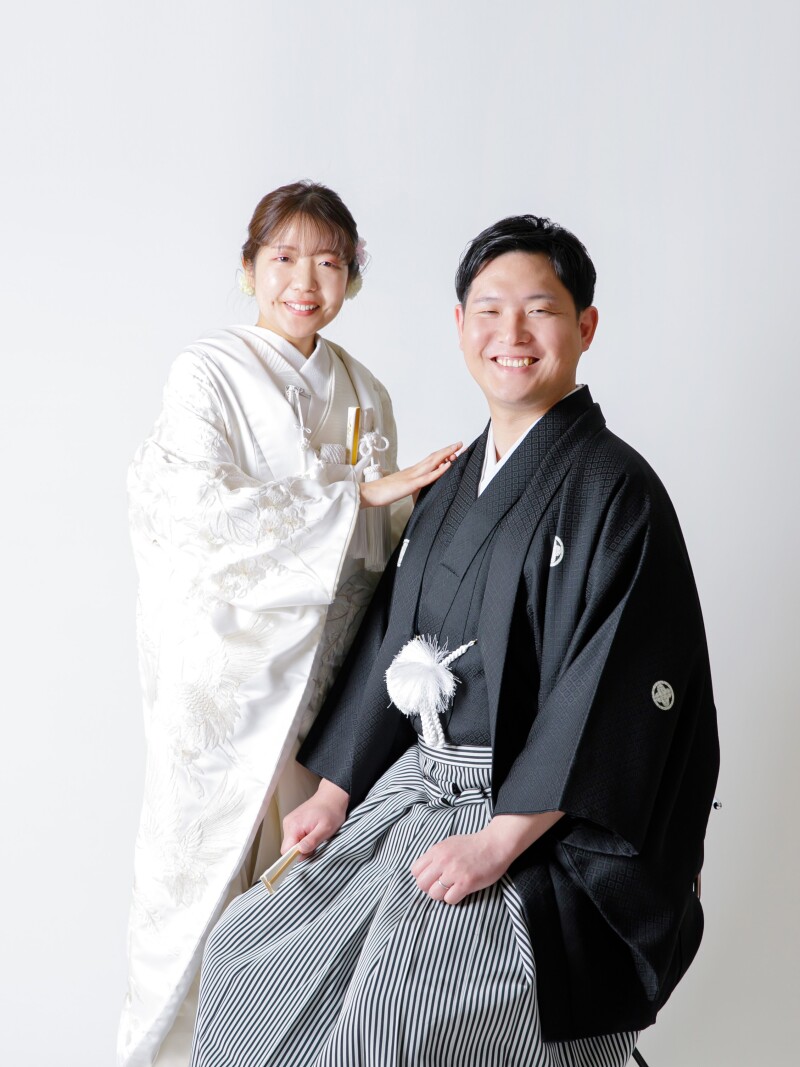 【SUMMERフォト】白無垢花嫁 スタジオフォト（花嫁特典付）《清らかで美しい花嫁姿をかなえる〜貸し切り空間でゆったりフォト〜》