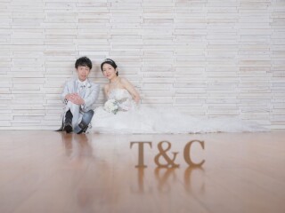 【秋フォト(10月11月)】洋装スタジオ撮影（ドレス2着）《自由にチョイスでき衣裳料金アップなし！》
