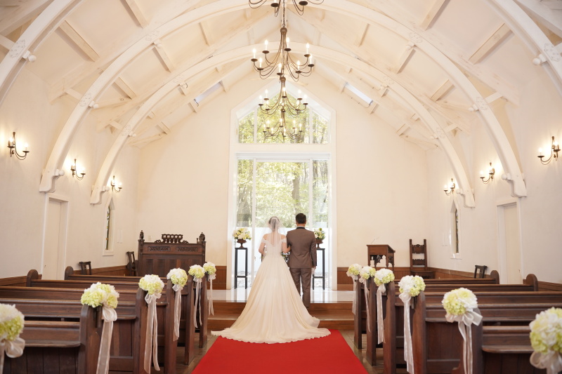 独立型のチャペルでお2人だけの写真婚