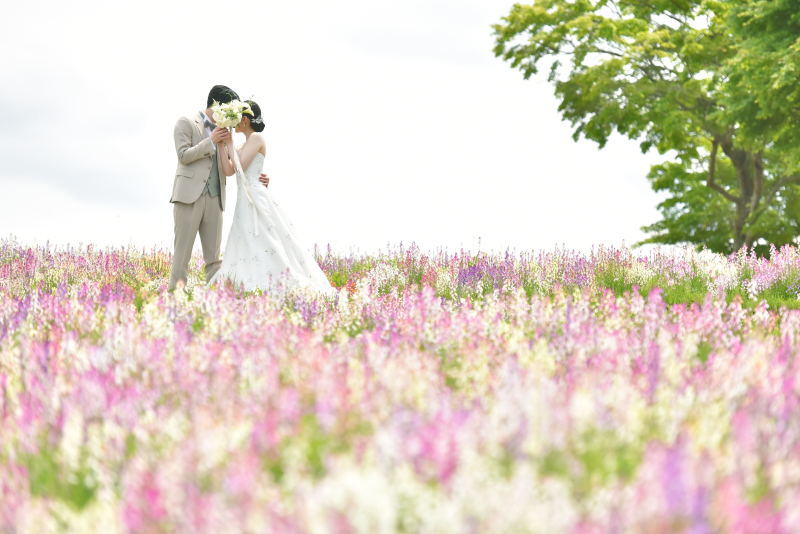 【先行予約限定★早割20％OFF！】花咲く丘のネモフィラフォト&times;チャペル撮影✶2か所2着撮影✶撮影プラン＠那須フラワーワールド