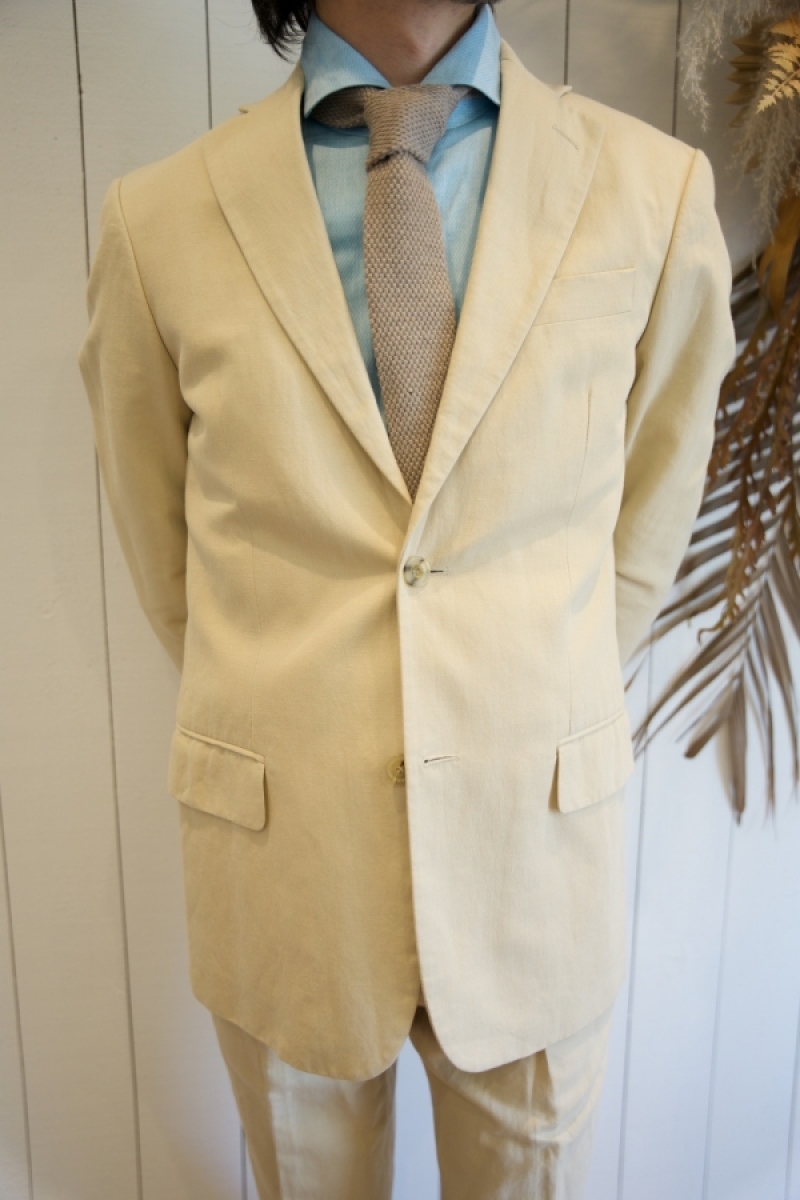 ベージュセットアップ