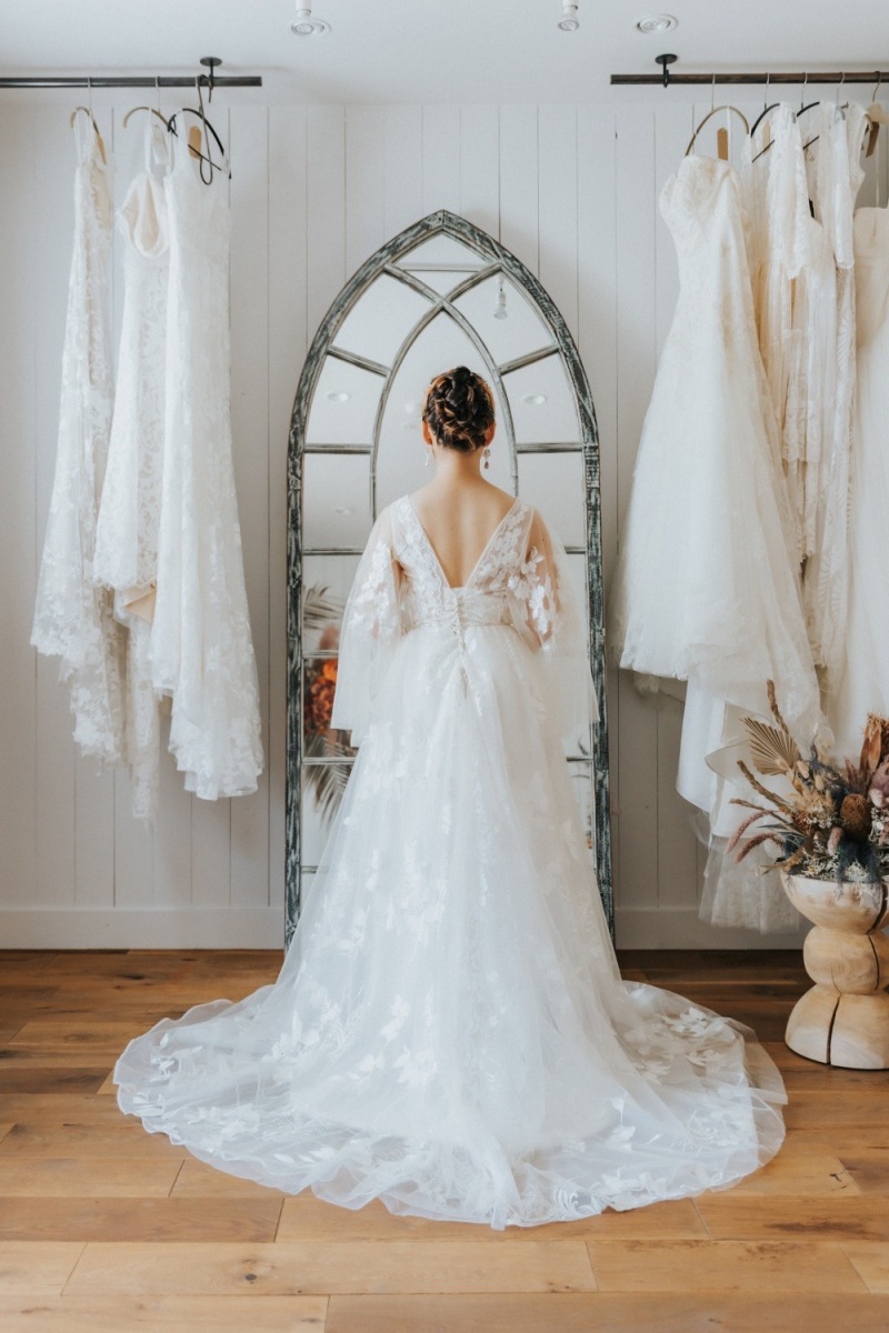 シャンパンカラードレス（マタニティOK）