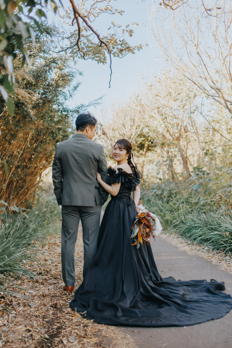 ブラックAラインドレス