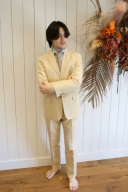 ベージュセットアップ