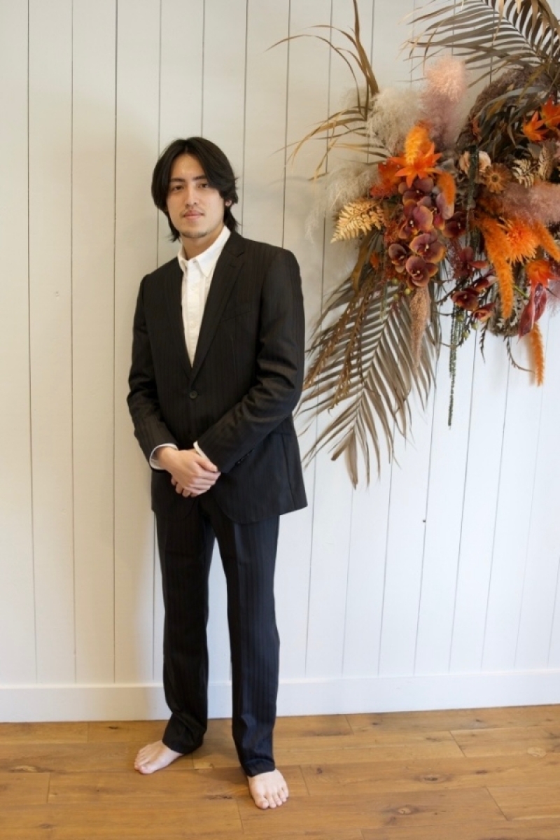 ストライププラックスーツ