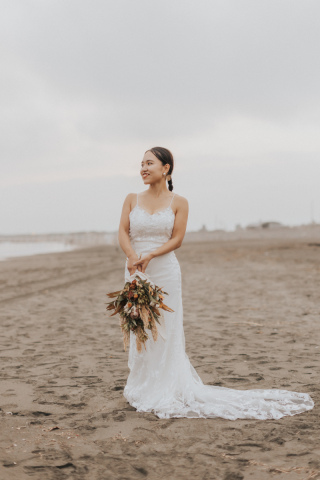 オープンバックキャミソールドレス