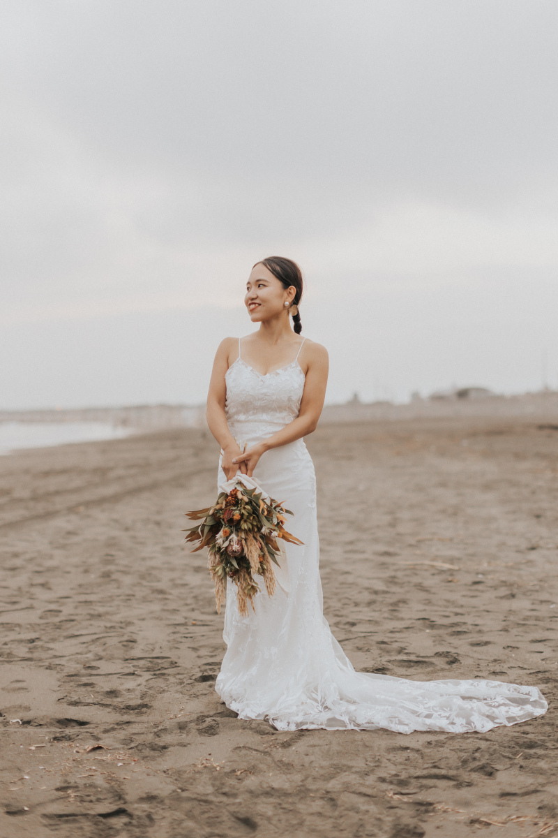 オープンバックキャミソールドレス