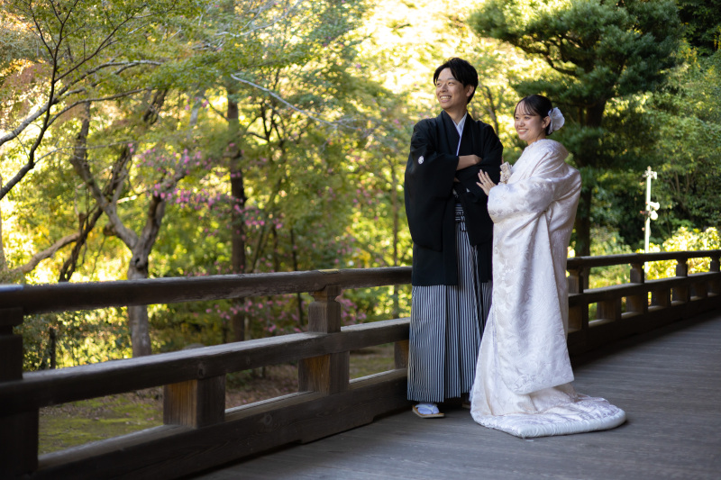 歴史ある景色に溶け込む、凛とした美しさ｜和装撮影