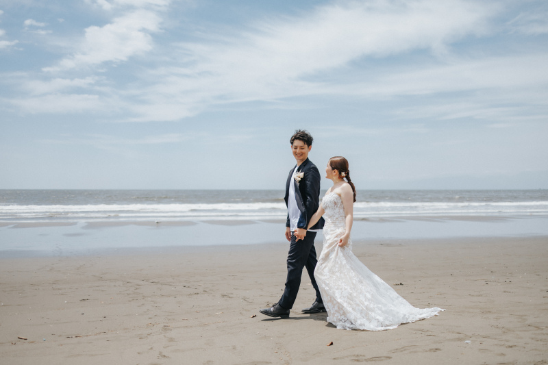 海辺で過ごすふたりだけの時間