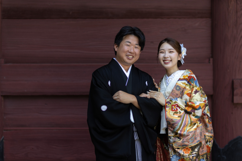 歴史ある妙本寺で、ふたりらしく残す和装フォト