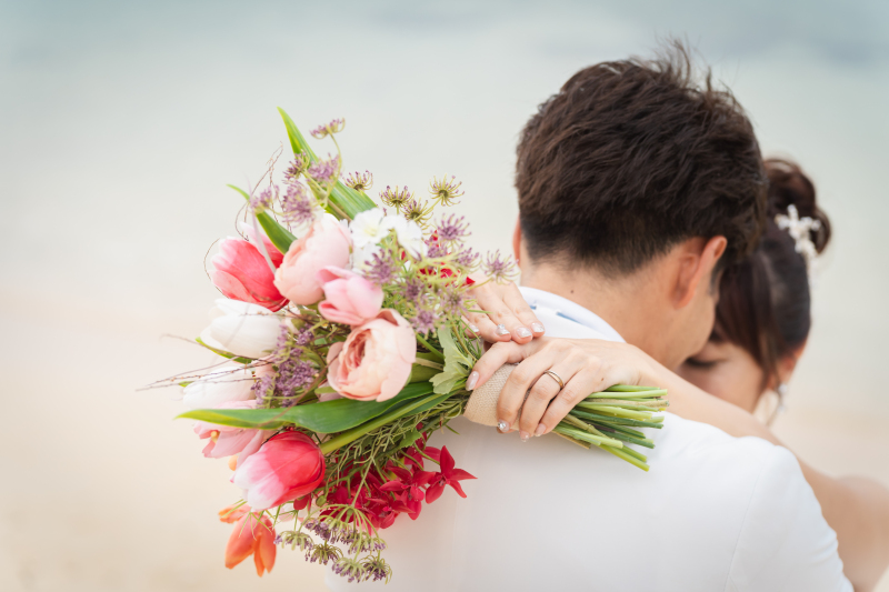 ゲストに見守られながら