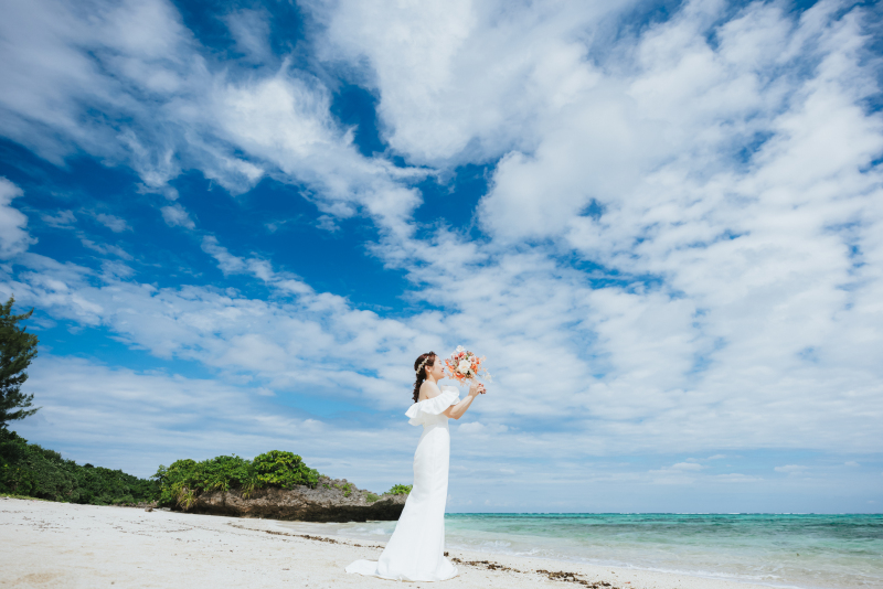 lilly wedding_海で撮影できる