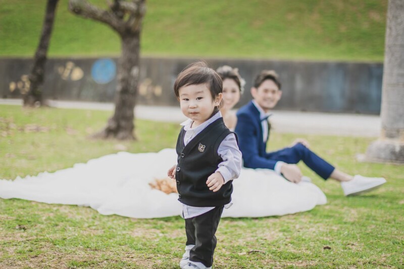 【ベビーシッター込み】ファミリービーチフォト☆衣装+ヘアメイク*100カット込み