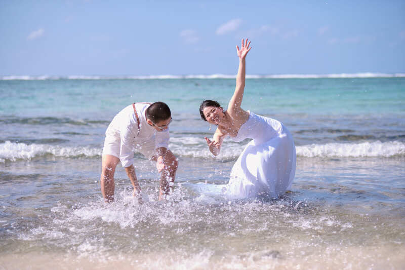 【平日限定】dress1着追加無料☆ウォーターインビーチフォト☆衣装&ヘアメイク100カット保障!