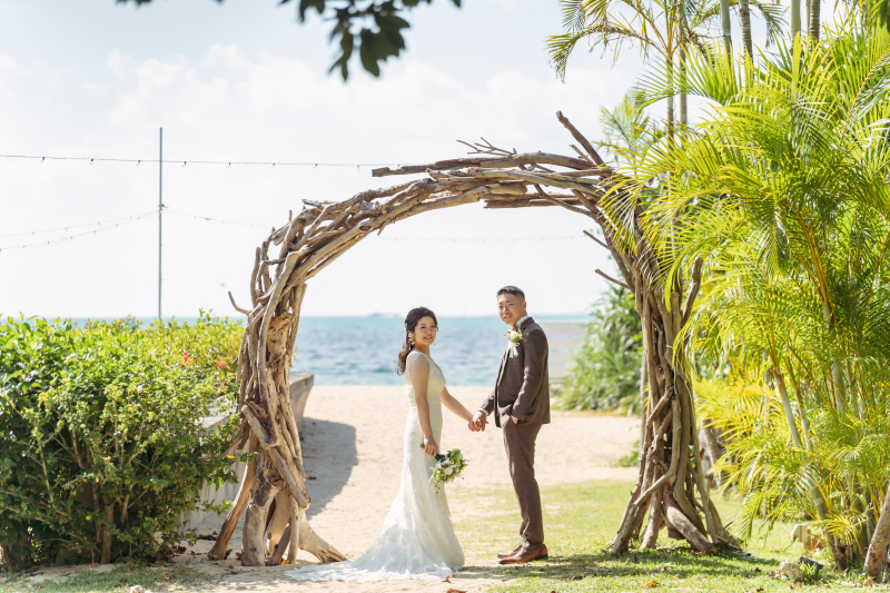 ビーチ&海のみえる石垣島チャペルフォトプラン※dress1着追加無料※衣裳フリーチョイス+ヘアメイク+100カット込み