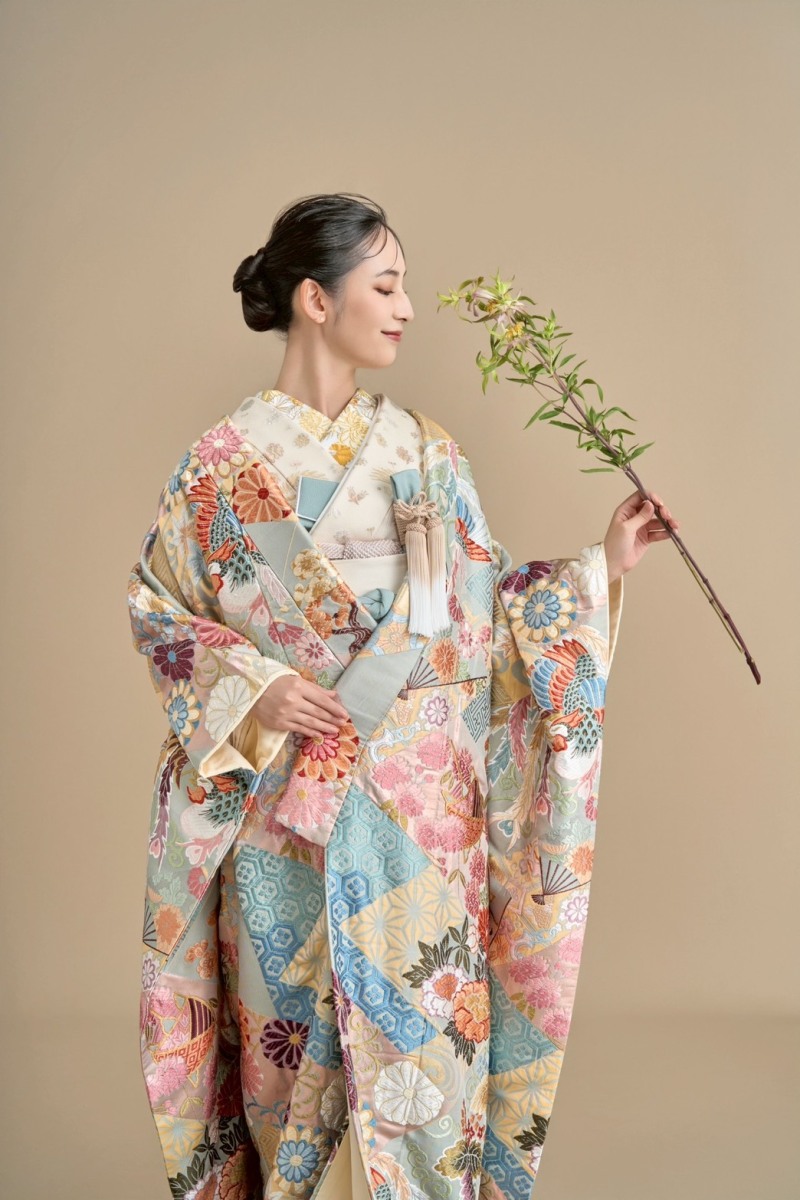  裂取り四季花文 - きれどりしきばなもん -