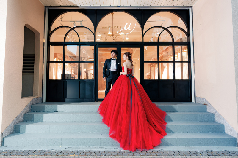 正面入り口前でおしゃれに