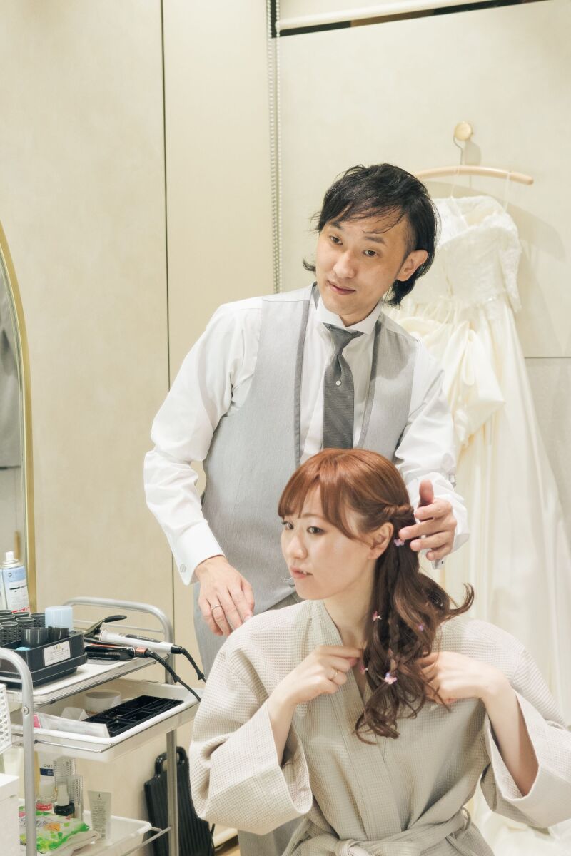 色直しアレンジは新郎さま!