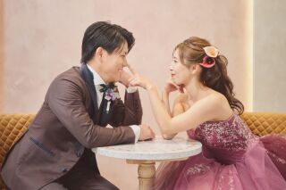 ドレス選び放題！ドレスショップ店内で撮るウエディングフォト