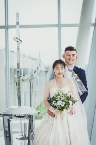 【鎌倉・チャペル】洋装1着｜七里ガ浜の海が一面に広がるチャペルで撮影