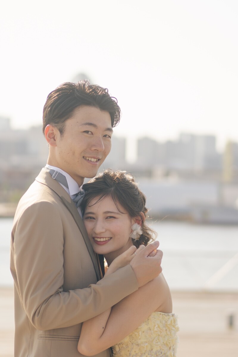 身体を寄せ合うショト！