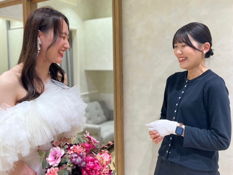 迷われてしまう方も安心！スタイリストのサポート付き