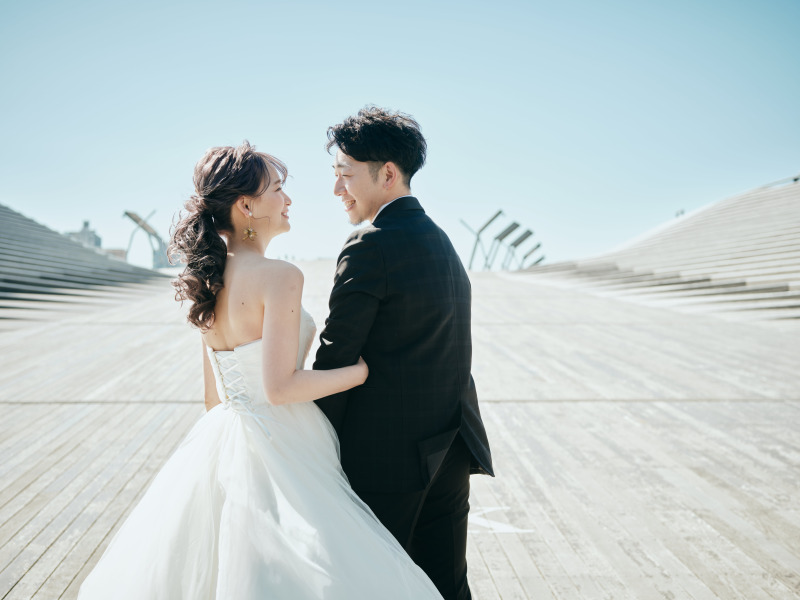 作り込まず自然なおふたりの表情を。二人を客観的に写しますので、今まで気づけなかった相手の表情なども見つかります。