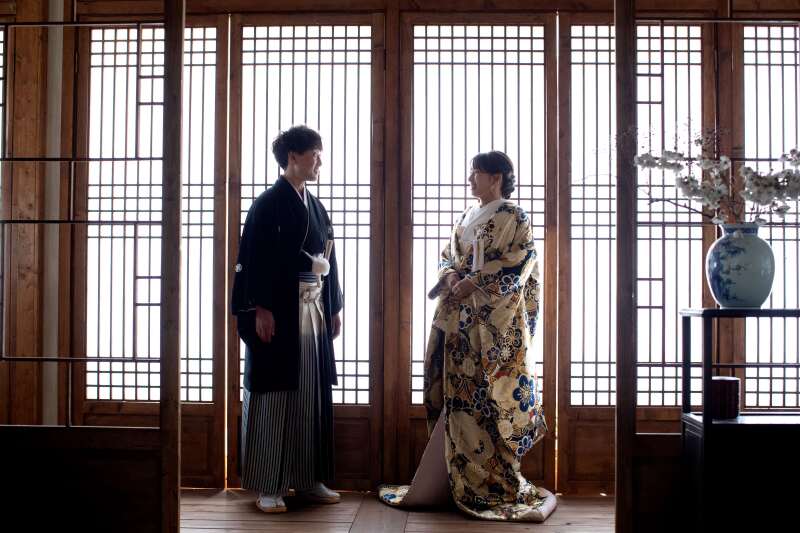 韓国フォトスタジオ｜和装１着・洋装１着｜嬉しい韓国美肌レタッチ付き｜土日もOK！土日料金なし